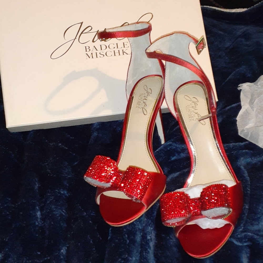 Jewel Badgley Mischka Red Bow Heels